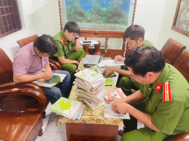 Cửa hàng trưởng xăng dầu tham ô hơn 7,3 tỷ đồng để cá độ bóng đá -0