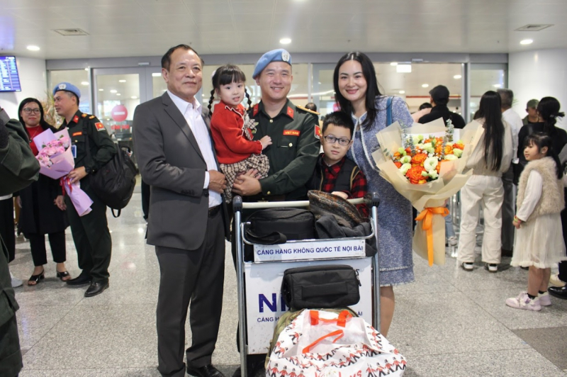 Tổ công tác gìn giữ hoà bình số 4 của Bộ Công an hoàn thành xuất sắc nhiệm vụ trở về -0