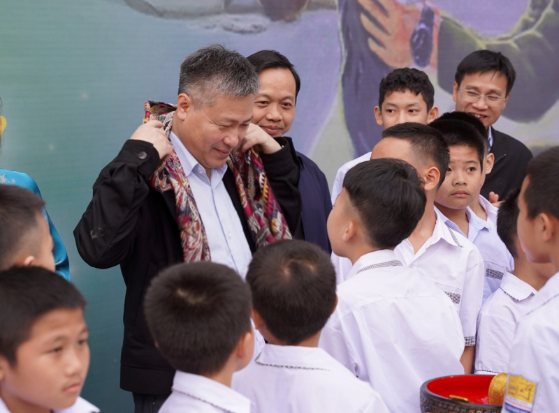 Thượng tướng Nguyễn Ngọc Lâm, Thứ trưởng Bộ Công an dâng hương các Anh hùng liệt sĩ tại Điện Biên -0