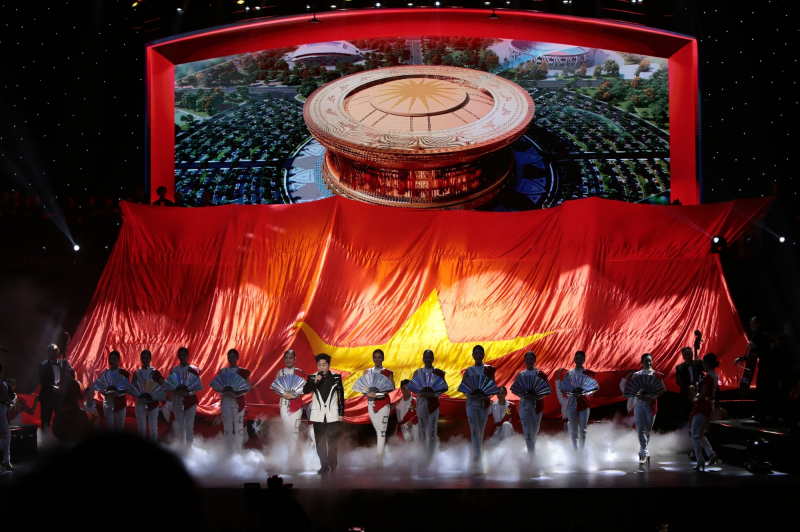 Tôn vinh các điển hình tiêu biểu toàn quốc trong học tập và làm theo tư tưởng, đạo đức, phong cách Hồ Chí Minh -0