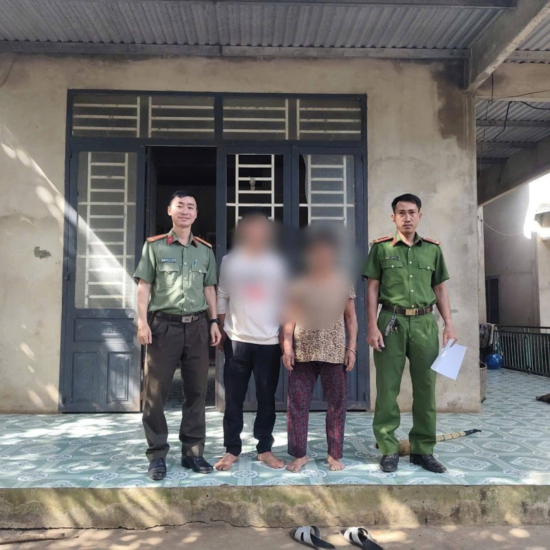 Công an xã kịp thời ngăn chặn vụ lừa đảo đưa người qua Campuchia -0