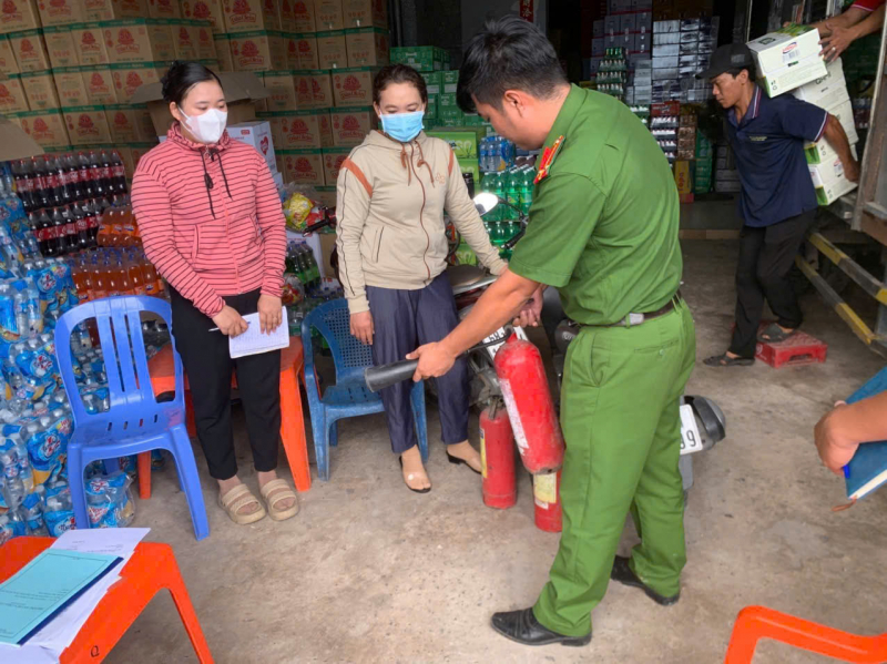 An Giang: Công an phường Hà Tiên triển khai hiệu quả nhiều biện pháp phòng chống tội phạm -0