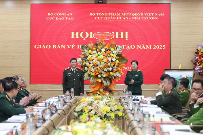 Tăng cường mối quan hệ hợp tác đào tạo giữa Bộ Công an và Bộ Quốc phòng -0