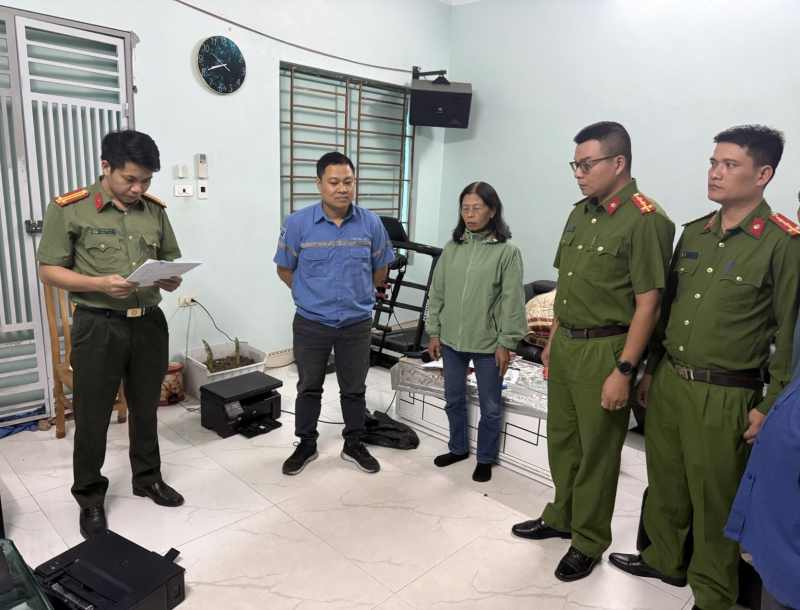 Khởi tố thêm 5 bị can về tội Làm giả con dấu, tài liệu của cơ quan, tổ chức -0