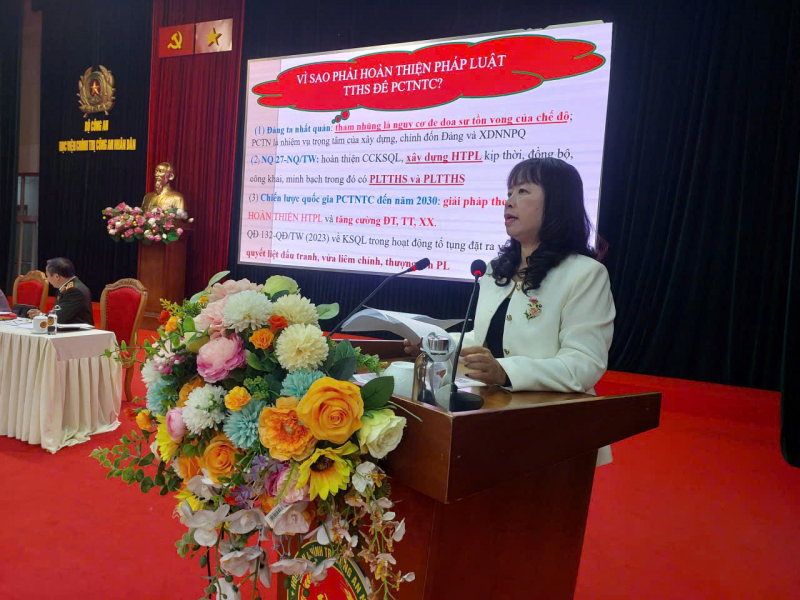 Lực lượng CAND là thanh bảo kiếm trong đấu tranh phòng, chống tiêu cực, bảo vệ Đảng -0