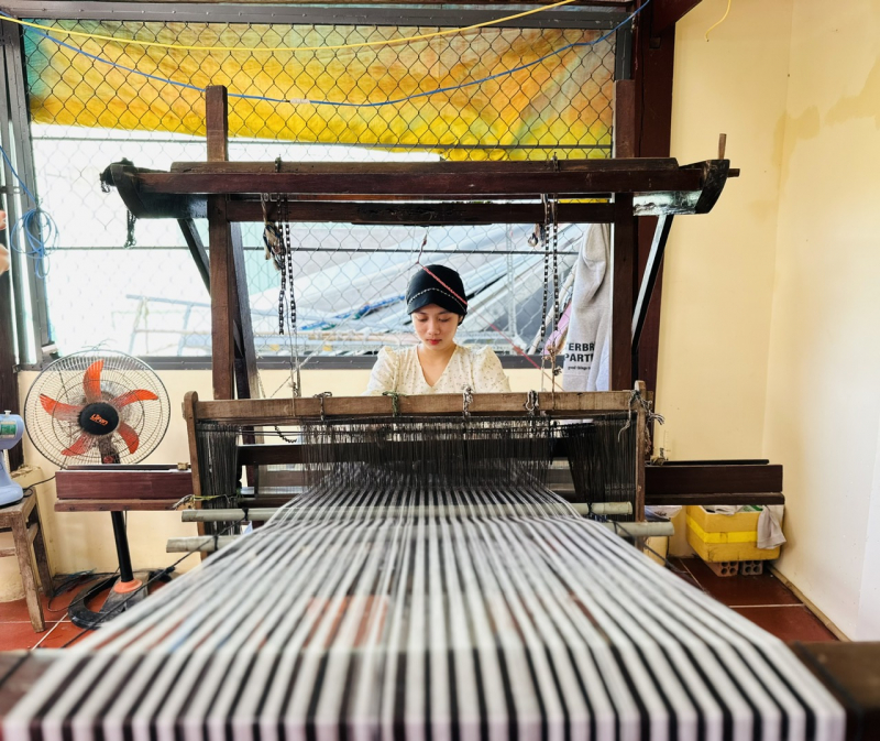 Khám phá làng nghề thổ cẩm Chăm Châu Phong ở An Giang -0