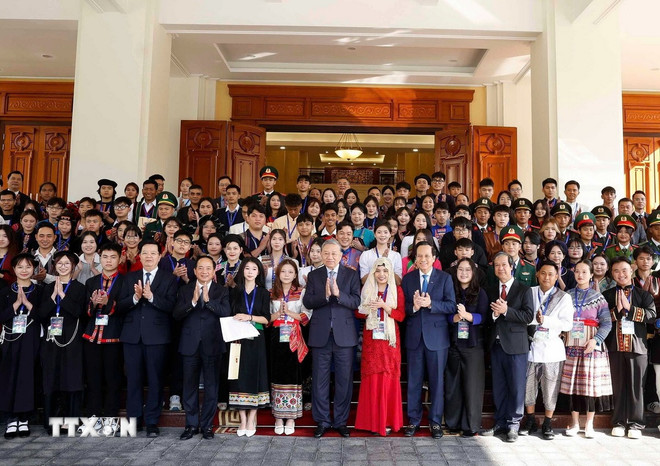 Tổng Bí thư: Công tác dân tộc là nhiệm vụ của cả hệ thống chính trị -0