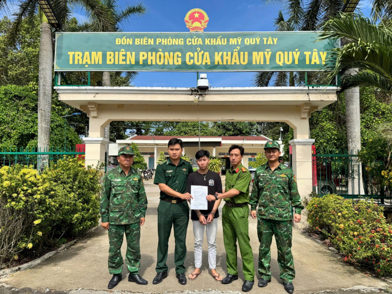 Bắt giữ đối tượng giết người đêm Giáng sinh khi định trốn sang Campuchia -0