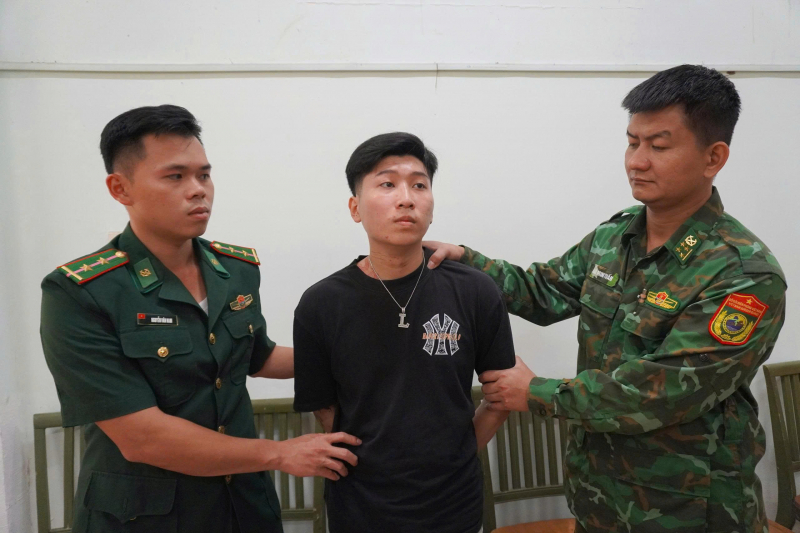 Bắt giữ đối tượng giết người đêm Giáng sinh khi định trốn sang Campuchia -2