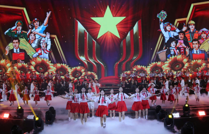 Lan toả tinh thần thi đua ái quốc, hướng tới tương lai bằng ngôn ngữ nghệ thuật -1