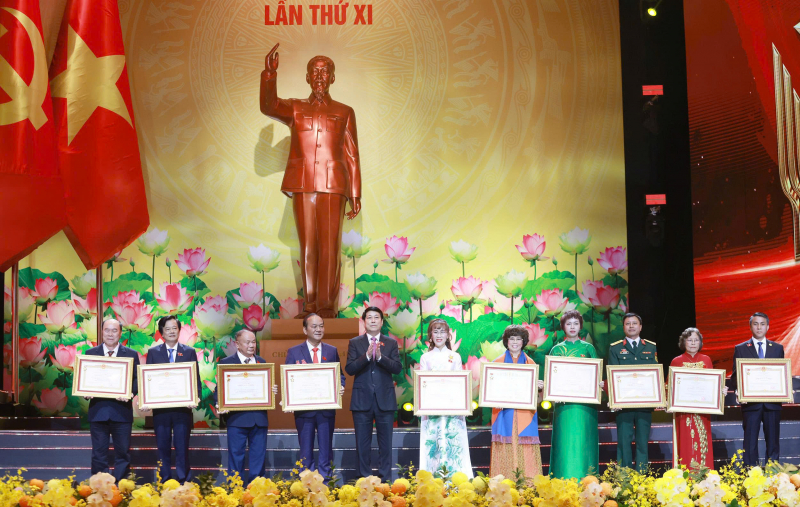 Thủ tướng phát động thi đua 