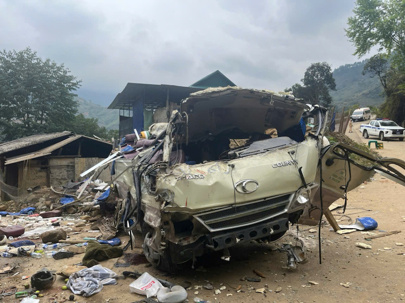 Xe chở người đi thiện nguyện bị tai nạn 9 người tử vong, nghi vấn xe mất phanh -4