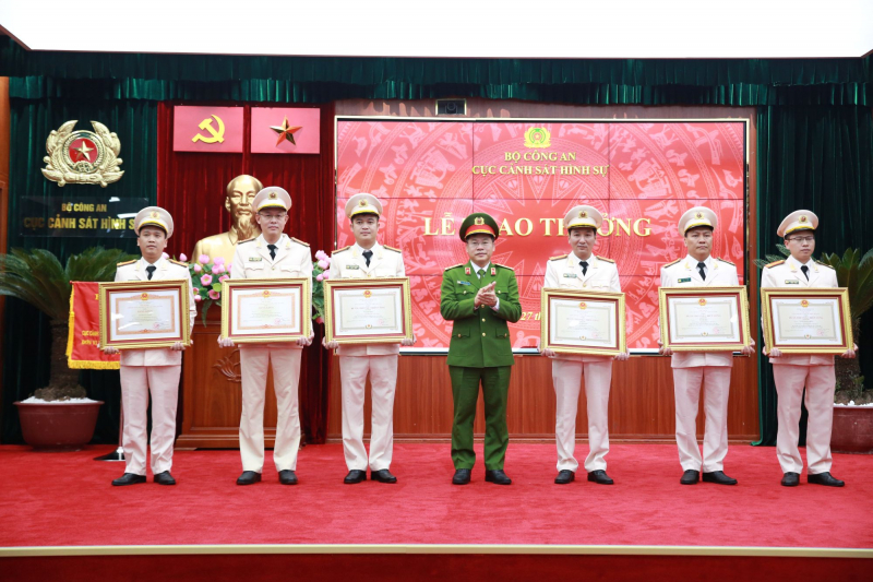 Số vụ phạm pháp hình sự được kéo giảm sâu nhất từ trước đến nay -0