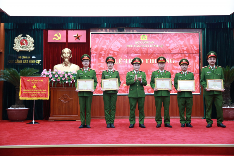 Số vụ phạm pháp hình sự được kéo giảm sâu nhất từ trước đến nay -0