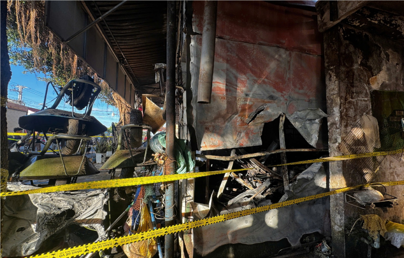 Cháy cửa hàng điện nước lúc rạng sáng, 4 người trong một gia đình tử vong -0