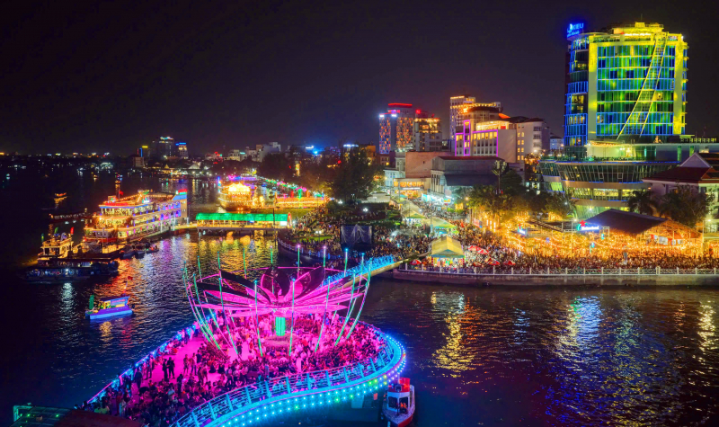 Khai mạc Lễ hội Văn hóa sông nước Cần Thơ năm 2025 -1