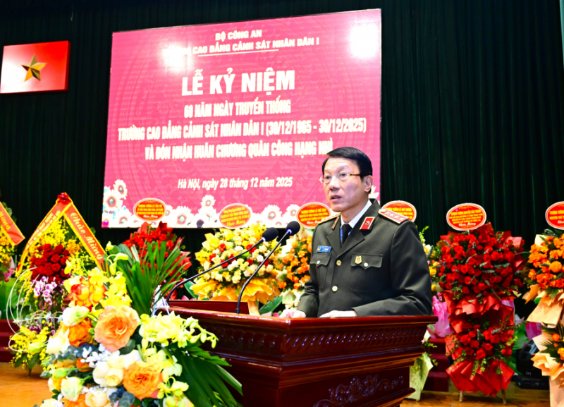 Trường Cao đẳng CSND I kỷ niệm 60 năm ngày truyền thống và đón nhận Huân chương Quận công hạng Nhì -0