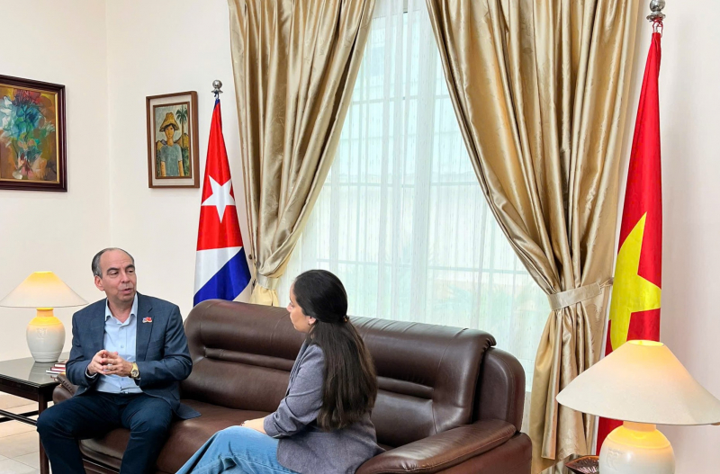 Phát sóng phim “Cuba và Việt Nam: Anh em bằng sự lựa chọn” trên truyền hình Việt Nam, Cuba -0