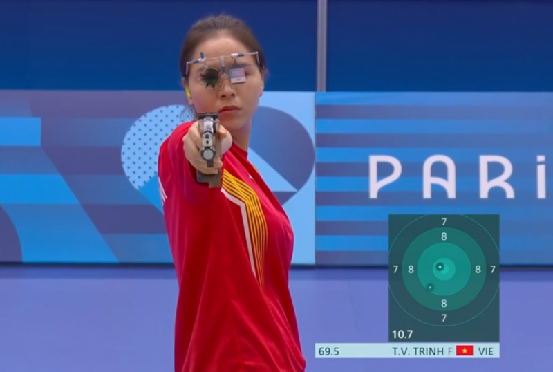 Trịnh Thu Vinh - Bản lĩnh kiên cường của người chiến sĩ trên tuyến bắn -0