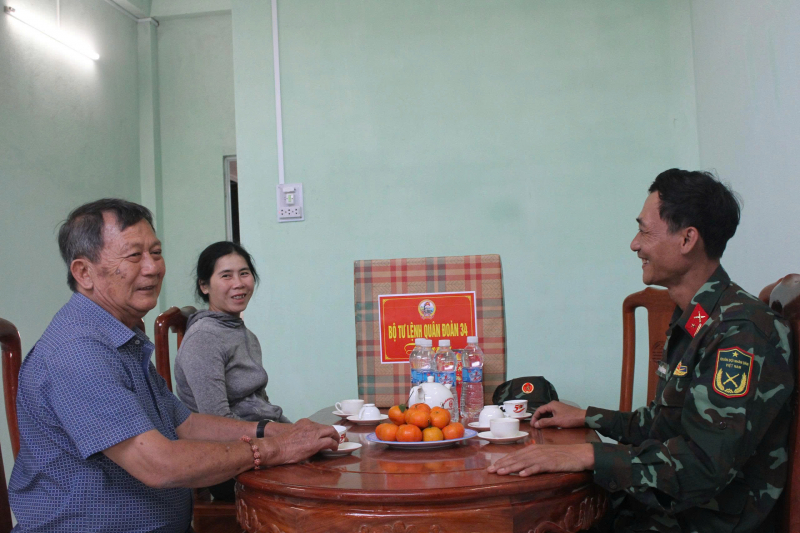 Đắk Lắk bàn giao 5 căn nhà đầu tiên trong “Chiến dịch Quang Trung” -0