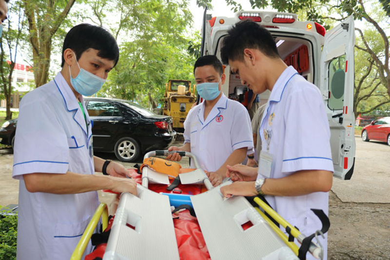 ca^´p cu%3f´u ngoa%3fi vie%3f^n1.jpg -0