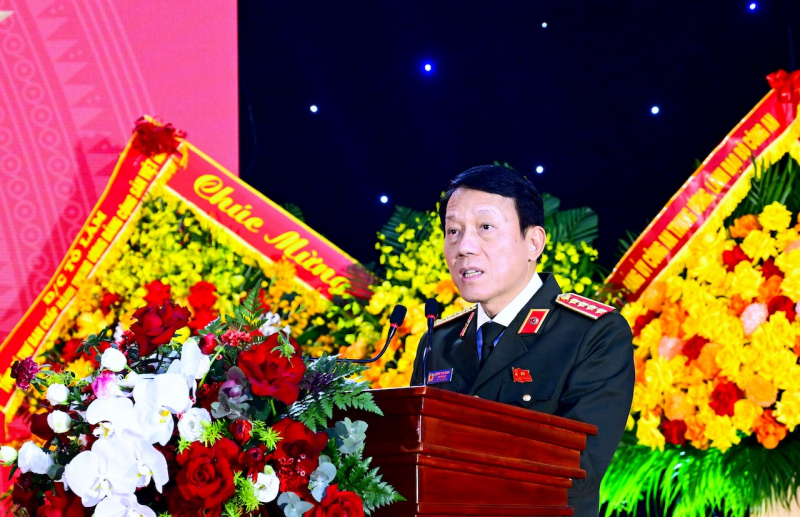 Mãi xứng đáng là 