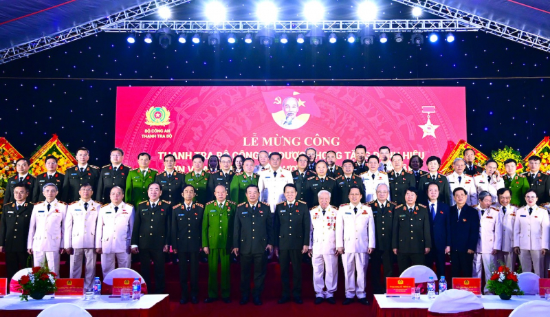 Mãi xứng đáng là 