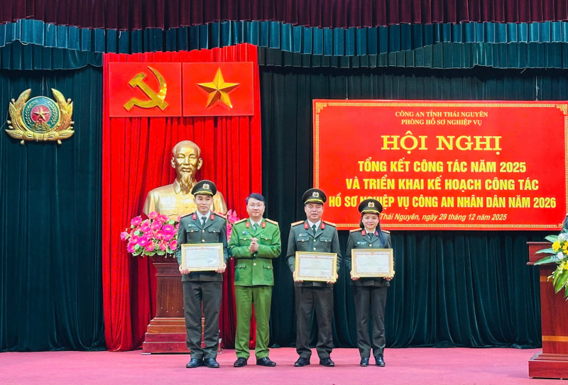 Làm tốt công tác hồ sơ nghiệp vụ, phục vụ hiệu quả công tác đấu tranh phòng, chống tội phạm -0