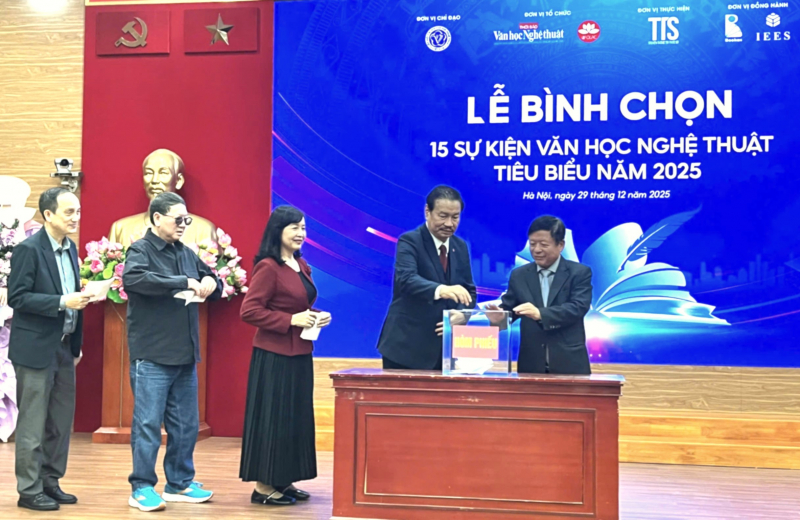 Bình chọn 15 sự kiện Văn học nghệ thuật tiêu biểu năm 2025 -0