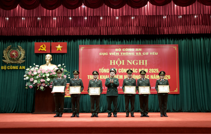 Hiện đại hóa lực lượng viễn thông và cơ yếu -0