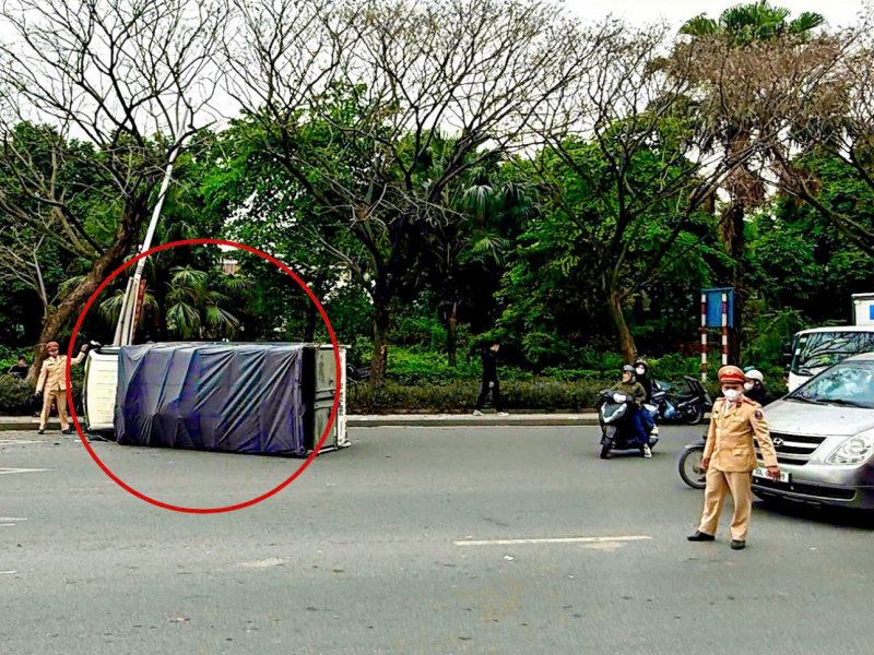 Camera AI làm rõ nguyên nhân tai nạn xe tải ở Hà Nội -0