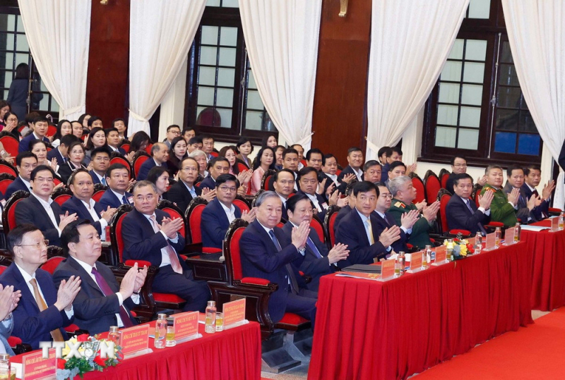 Tổng Bí thư: Đổi mới công tác đào tạo cán bộ theo hướng thiết thực, hiệu quả -0