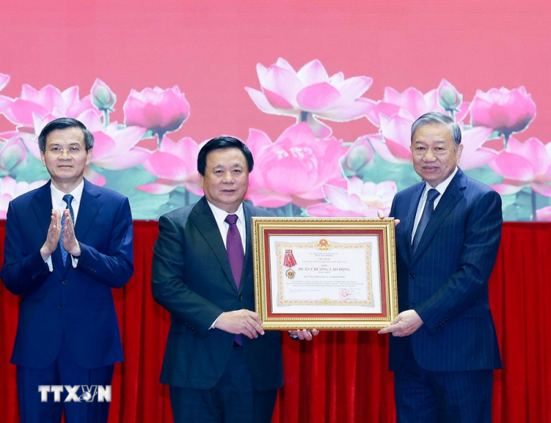 Tổng Bí thư: Đổi mới công tác đào tạo cán bộ theo hướng thiết thực, hiệu quả -0