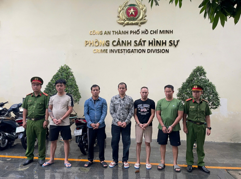 Tiếp tục khởi tố 15 đối tượng liên quan đến hoạt động đòi nợ thuê núp bóng các doanh nghiệp  -3