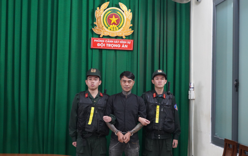 Tiếp tục khởi tố 15 đối tượng liên quan đến hoạt động đòi nợ thuê núp bóng các doanh nghiệp  -4