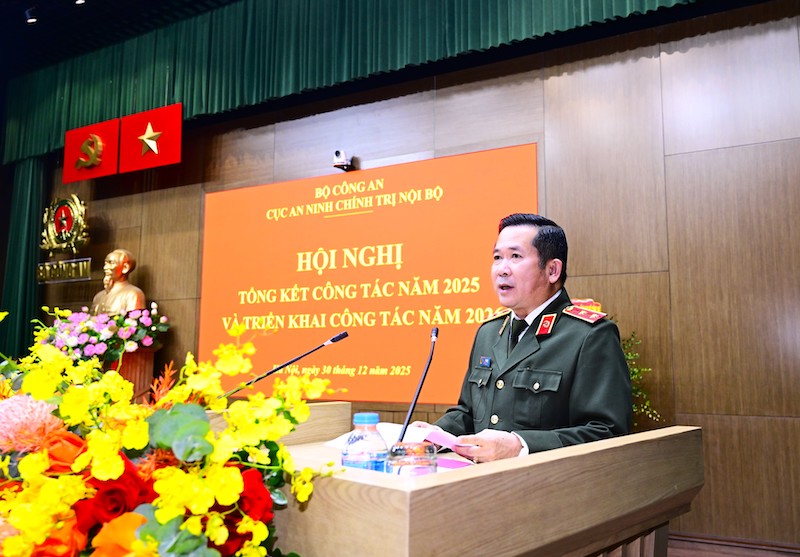 Xây dựng đội ngũ cán bộ “vừa hồng, vừa chuyên”, xứng tầm với sứ mệnh bảo vệ Đảng, bảo vệ chế độ -0