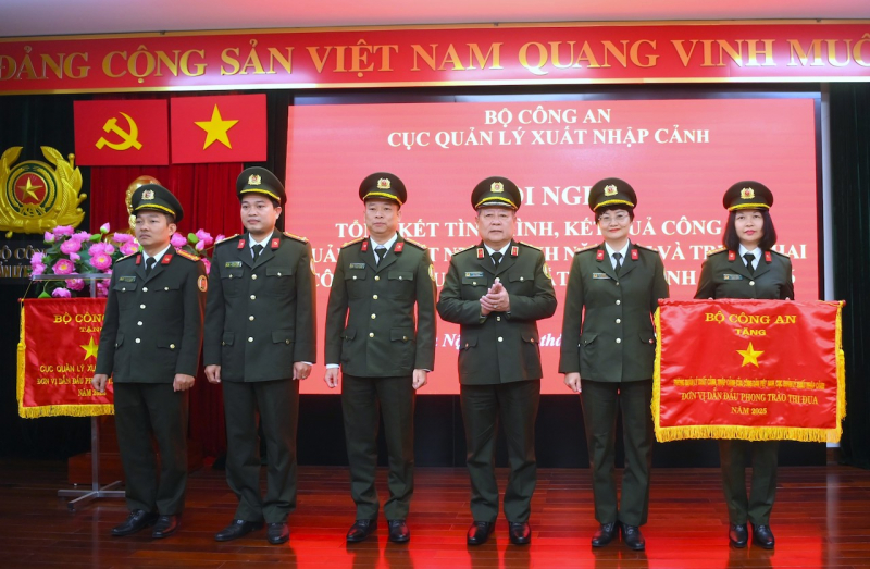 Phát huy vai trò quản lý nhà nước trong lĩnh vực xuất nhập cảnh -1