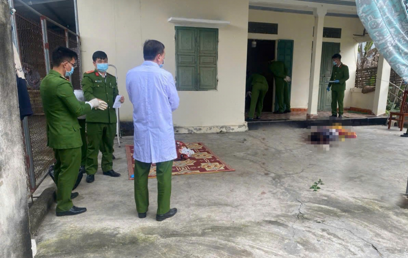 Chồng sát hại vợ và cháu trai 2 tuổi rồi nhảy lầu tự tử -0