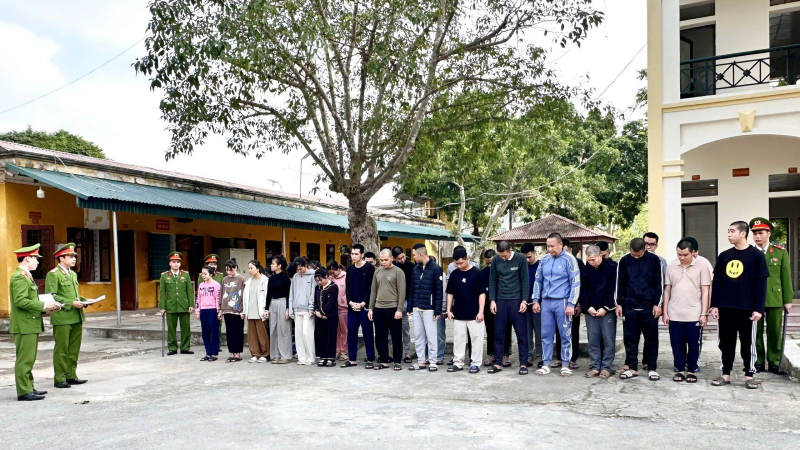 Đường dây lừa đảo “trúng thưởng” quy mô lớn, núp bóng doanh nghiệp “ma” -0