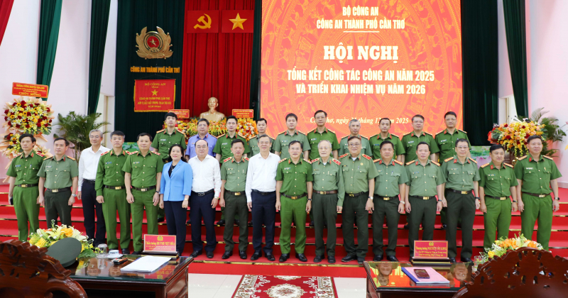 Công an TP Cần Thơ làm tốt vai trò tham mưu chiến lược, giữ vững an ninh, an toàn trên địa bàn -0