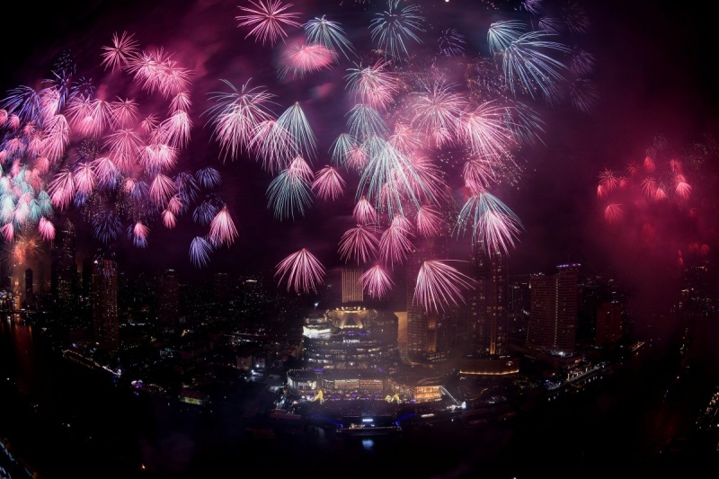 Thế giới chào đón 2026 với niềm tin và hy vọng -0