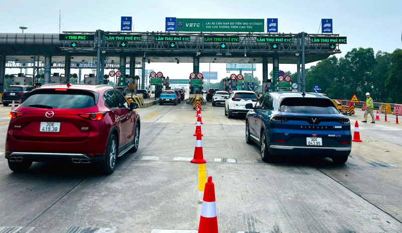 Giao thông Hà Nội ngày đầu nghỉ tết Dương lịch: Thoáng từ nội đô đến cửa ngõ -0