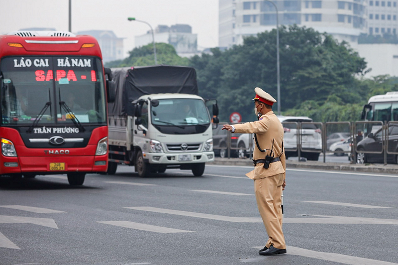 Cảnh sát giao thông phát hiện 7 lái xe dương tính với ma tuý trong ngày thứ 2 của kỳ nghỉ lễ -0