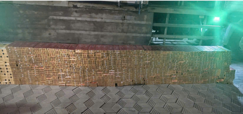 Phát hiện nhiều vụ buôn bán, vận chuyển thuốc lá lậu ngoại nhập số lượng lớn -2