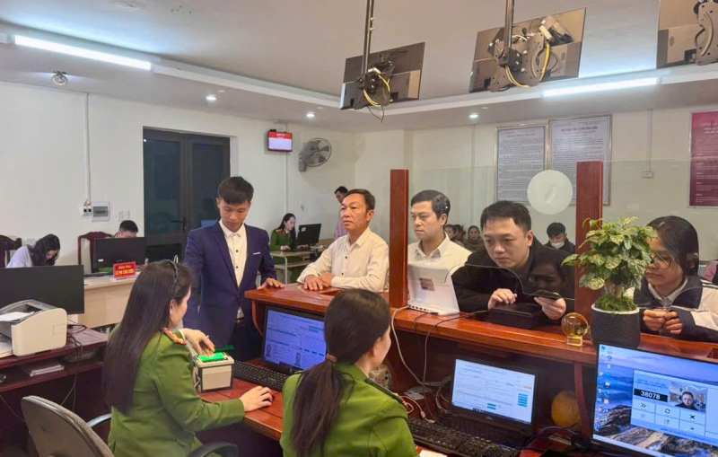 Công an Thanh Hóa duy trì thông suốt hoạt động phục vụ nhân dân trước, trong và sau lễ -0