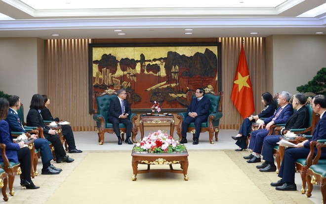 PM pledges deeper bilateral ties in farewell to Philippine Ambassador -0