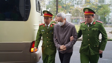 Cựu Cục trưởng Nguyễn Thanh Phong nhận tiền hối lộ để giúp đỡ người thân và đồng nghiệp  -0