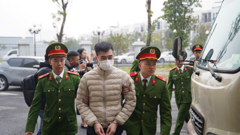 Sản xuất hàng loạt sữa HIUP giả, dàn lãnh đạo Z Holding hưởng lợi bất chính số tiền rất lớn -0