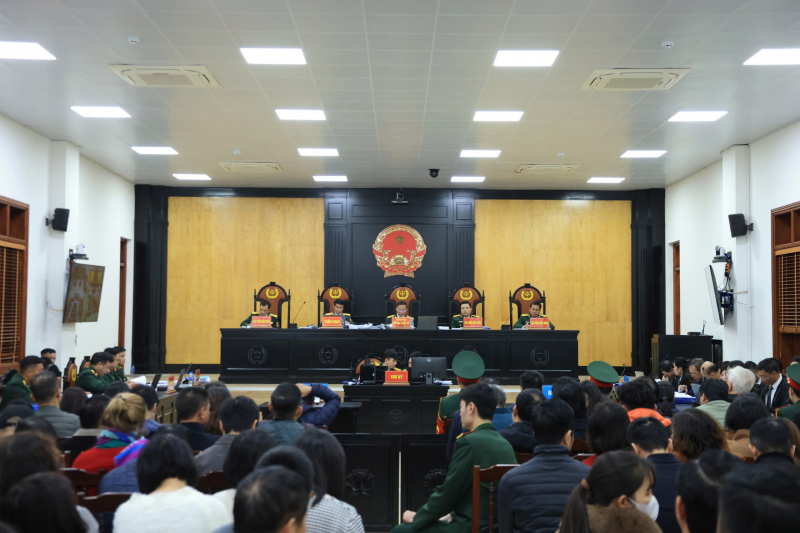 Cựu Chủ tịch tỉnh Khánh Hòa xin xét xử vắng trong vụ Hậu “pháo” thâu tóm đất “vàng” Nha Trang -0