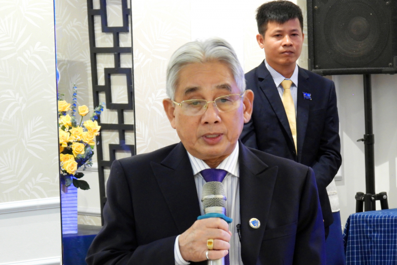 2 nhà giáo ưu tú, phó giáo sư, tiến sĩ lương minh cừ, bí thư đảng ủy, hiệu trưởng trường đại học cửu long phát biểu tại buổi làm việc..jpg -0